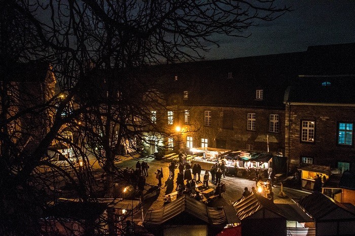 Weihnachtsmarkt Schloss Broich