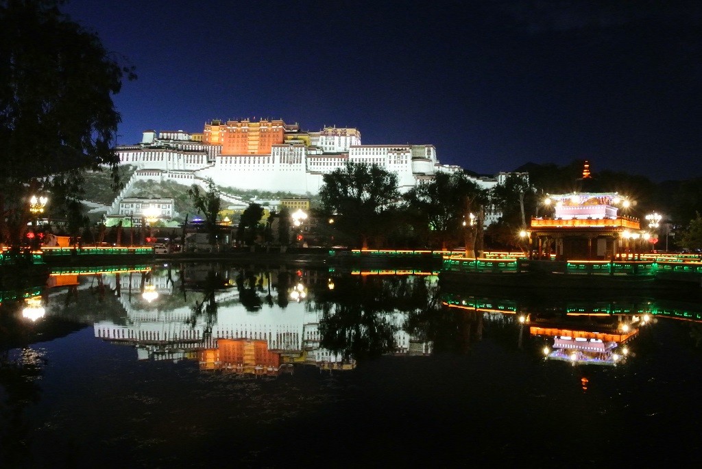 Blick auf Potala Palace