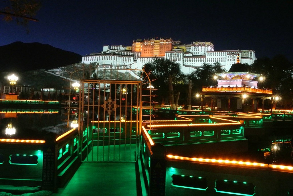 Blick auf Potala Palace