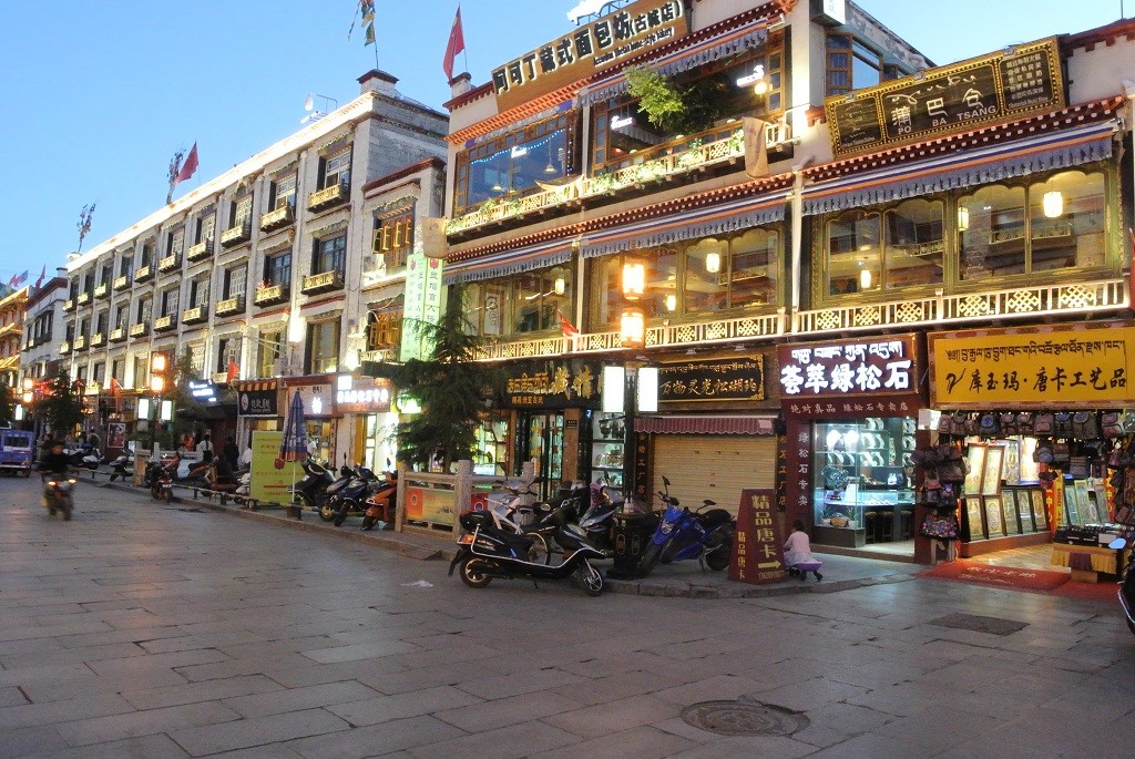Lhasa am Abend