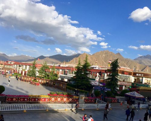 Blick auf die Stadt Lhasa Blick auf die Stadt Lhasa