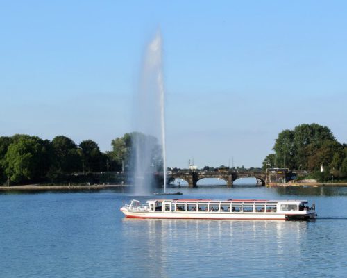 Blick auf die Alsterfontäne