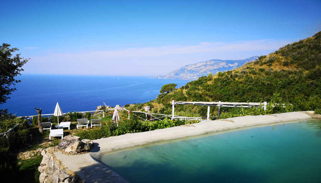 Rundreise Amalfiküste Pool Aussicht auf das Meer