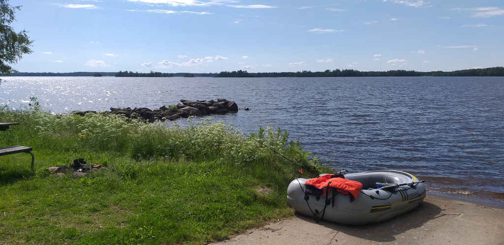 Mit dem Schlauchboot auf Angeltour