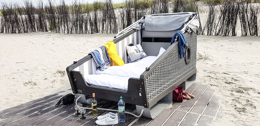 Norderney: Strandkorbschlafen unterm Sternenhimmel ©Linie5