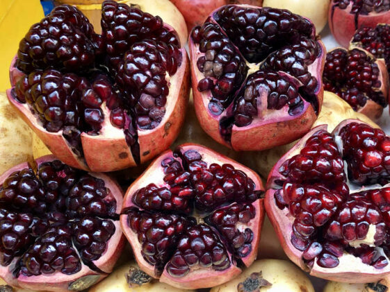 Bei einer Fastenkur Obst und Gemüse - Granatapfel