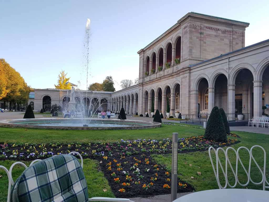 Bad Kissingen: Arkadenbau und Wandelhalle ©TravelWorldOnline Bad Kissingen: Arkadenbau und Wandelhalle ©TravelWorldOnline