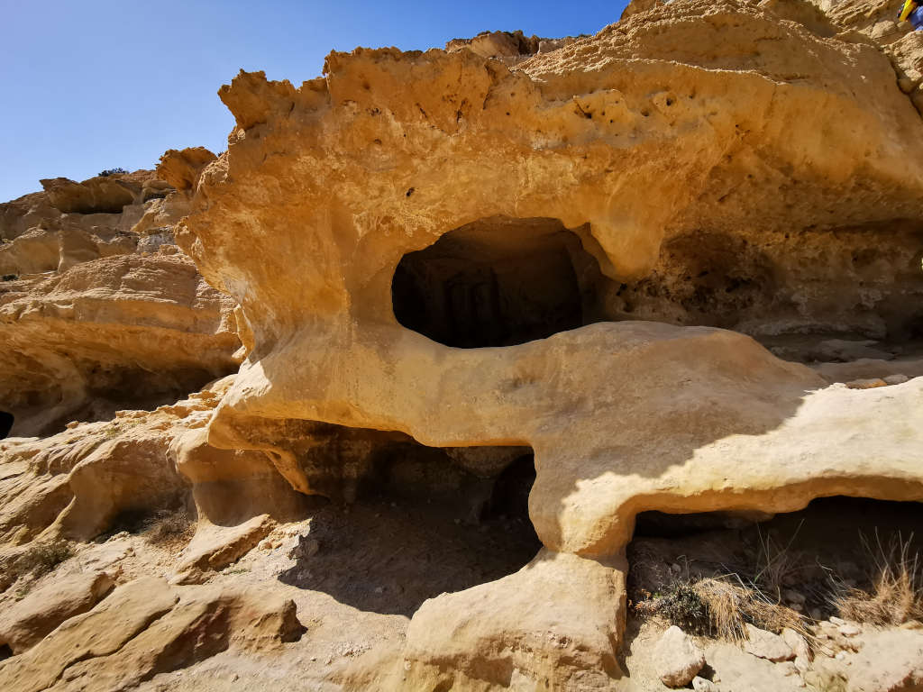 Steinhöhlen von Matala