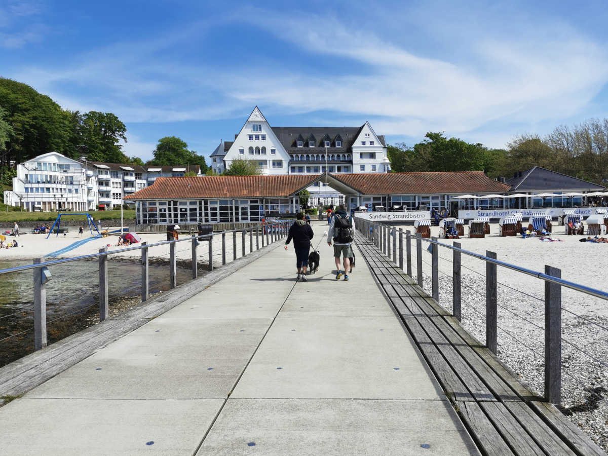 Brücke, wo die Fähre in Glücksburg anlegt