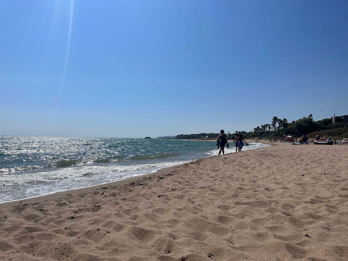 Strand direkt am Hotel